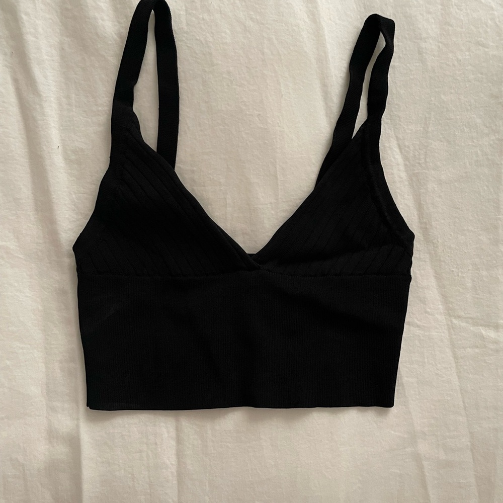 Black Zara tank with details